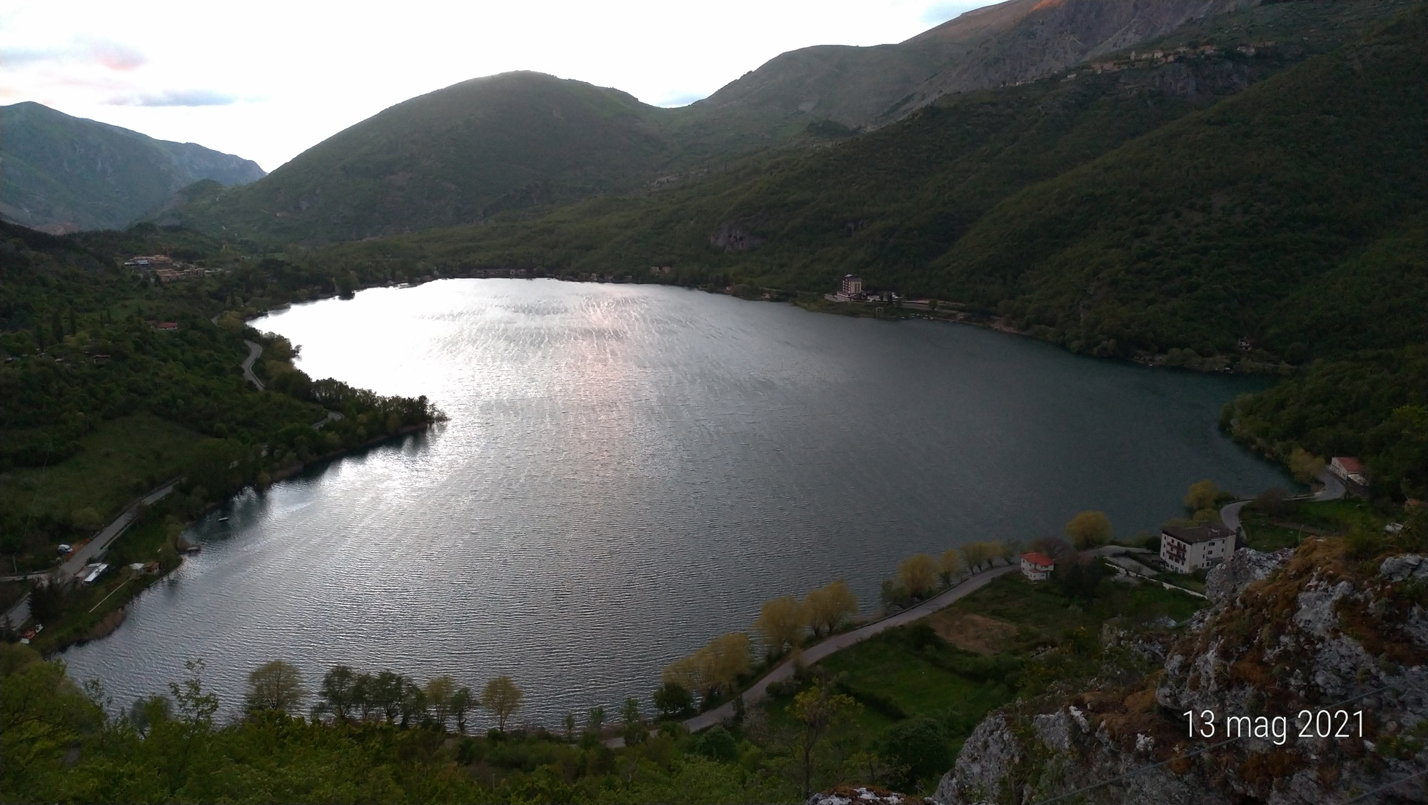 lago di scanno.jpg